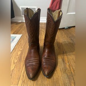 Vintage cowboy boots!